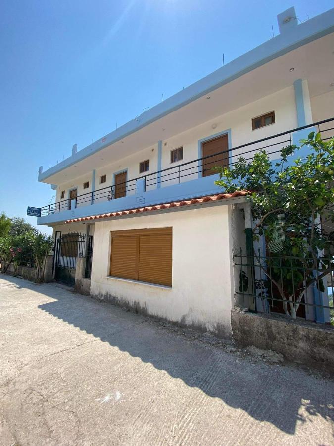 Shenmiter Lukove Apartment Bagian luar foto